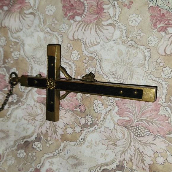 Antique Metal Brass & Ebony Wood Skull & Crossbone 5"x2.5" Crucifix Cross Rosary - Picture 3 of 5